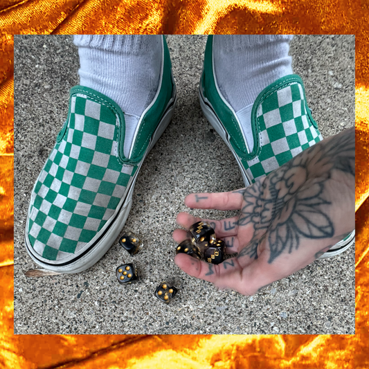 DWB Blk/Gld Dice and Pouch